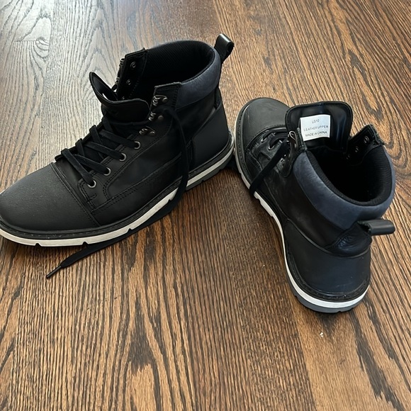 Black high top boots main image 5